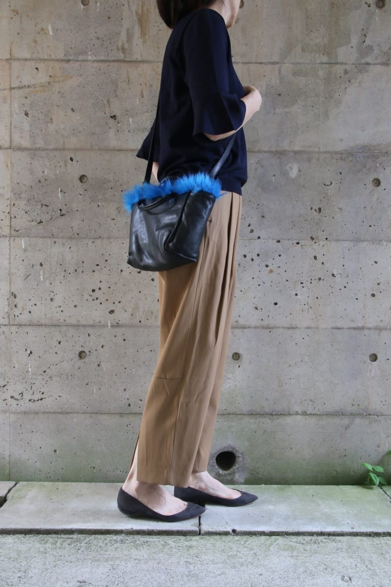 タックパンツコーディネート横2