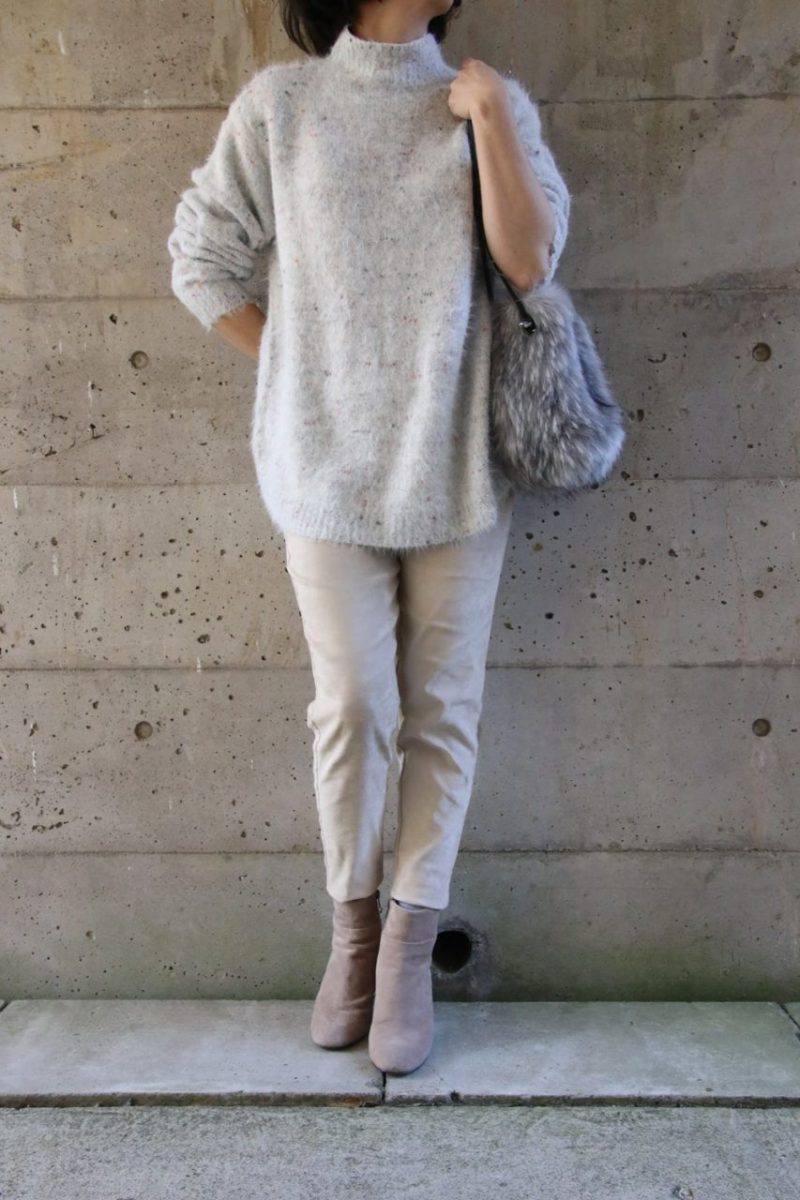 フーデッドコートインナーコーディネート