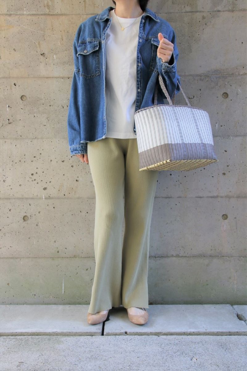 デニムシャツコーデ2