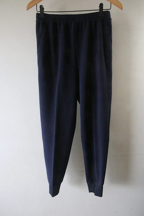 スローブパンツ