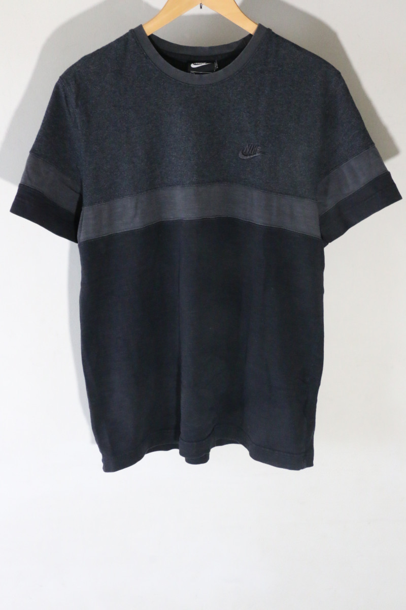 NikeTシャツ