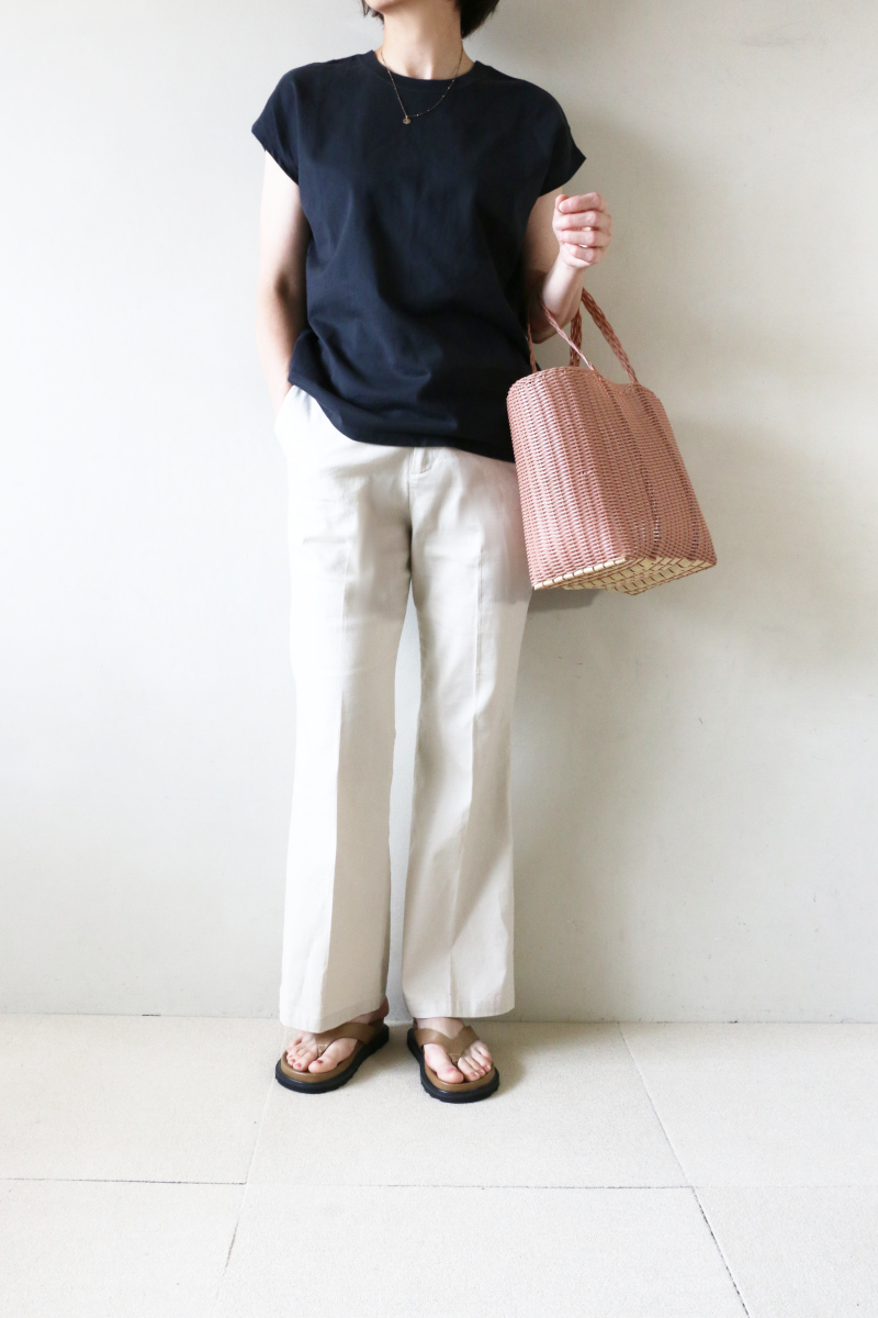 シンプル大人ワンツーコーデアイチャッチ