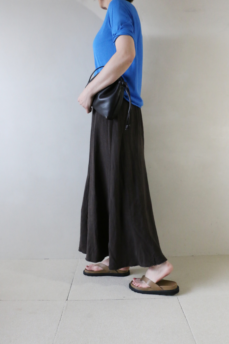 PLAGEリネンニットコーデ横3