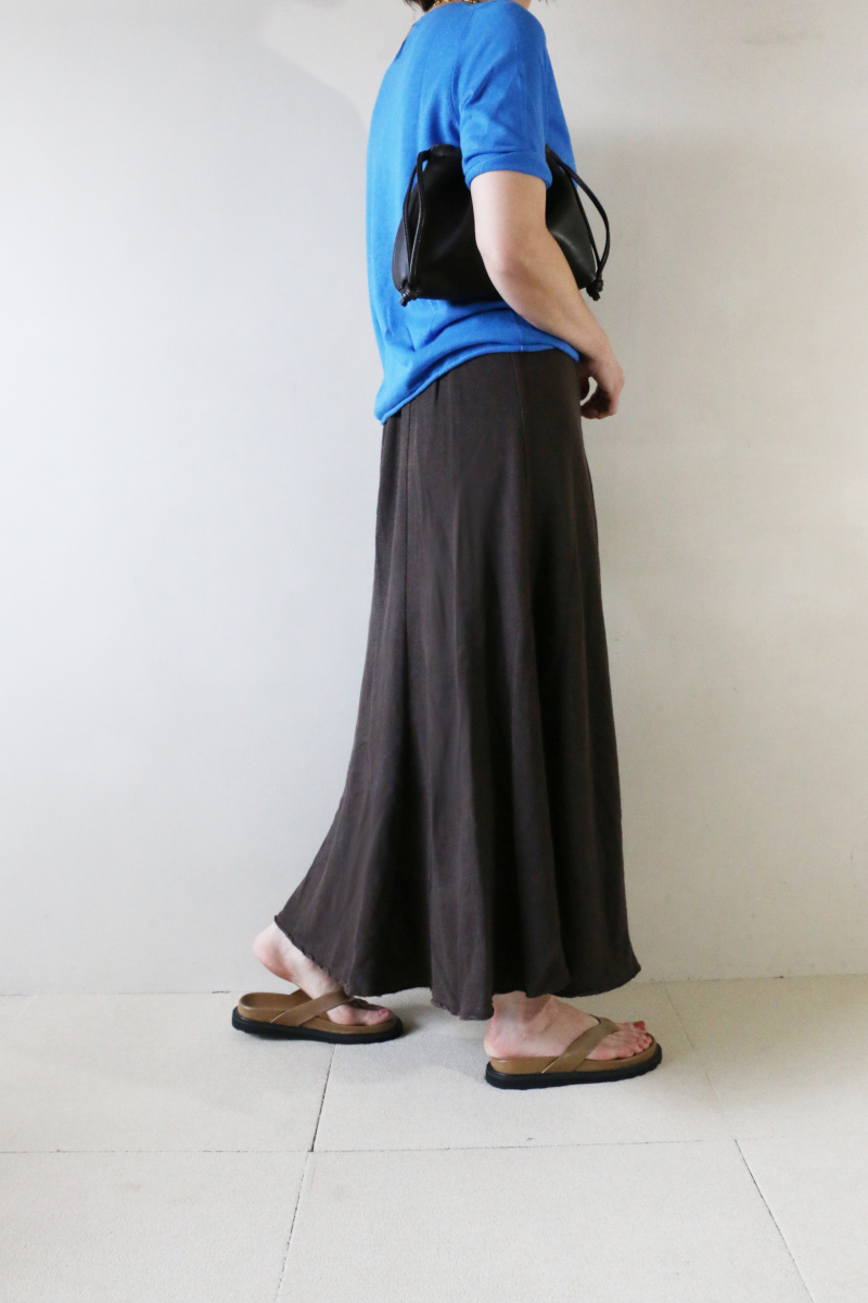 PLAGEリネンニットコーデ横2