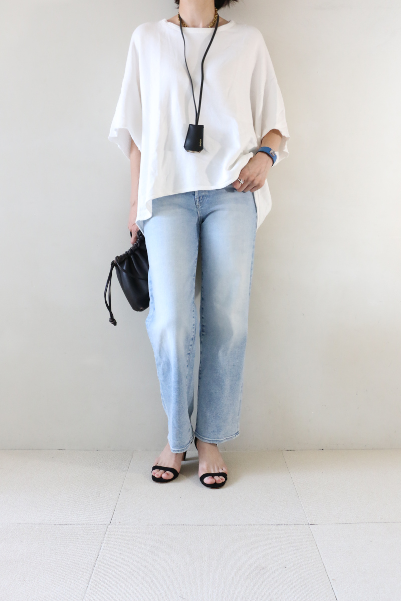 ライトスウェット×デニムコーデ3