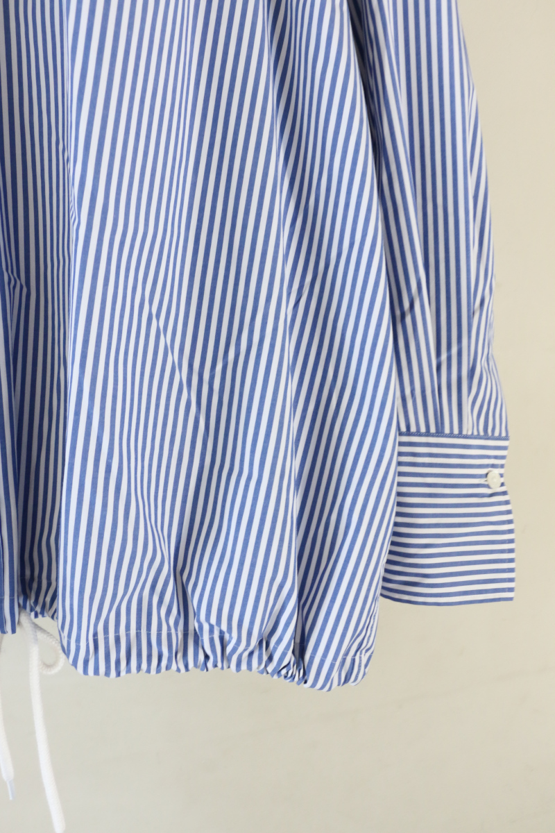 スピックアンドスパンシャツ裾