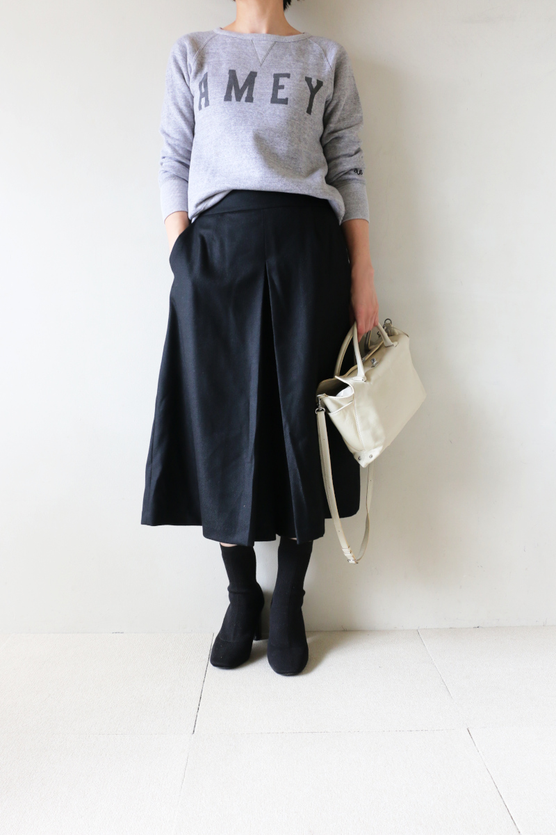 スウェット×キュロットパンツコーデアイキャッチ