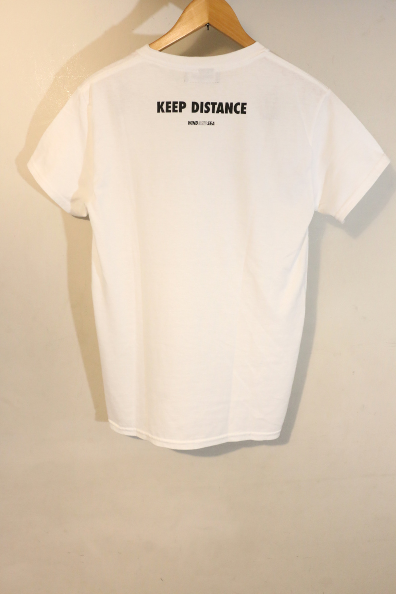 ウィンダシーTシャツ後ろ