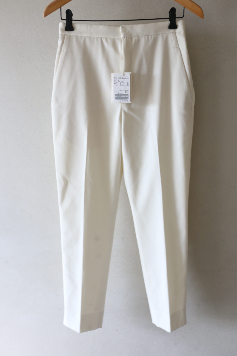 ミューズパンツ