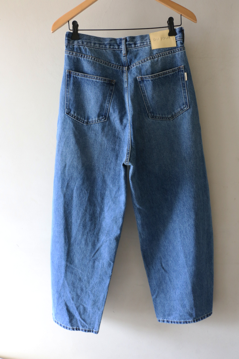 ビーセーストックデニム後ろ