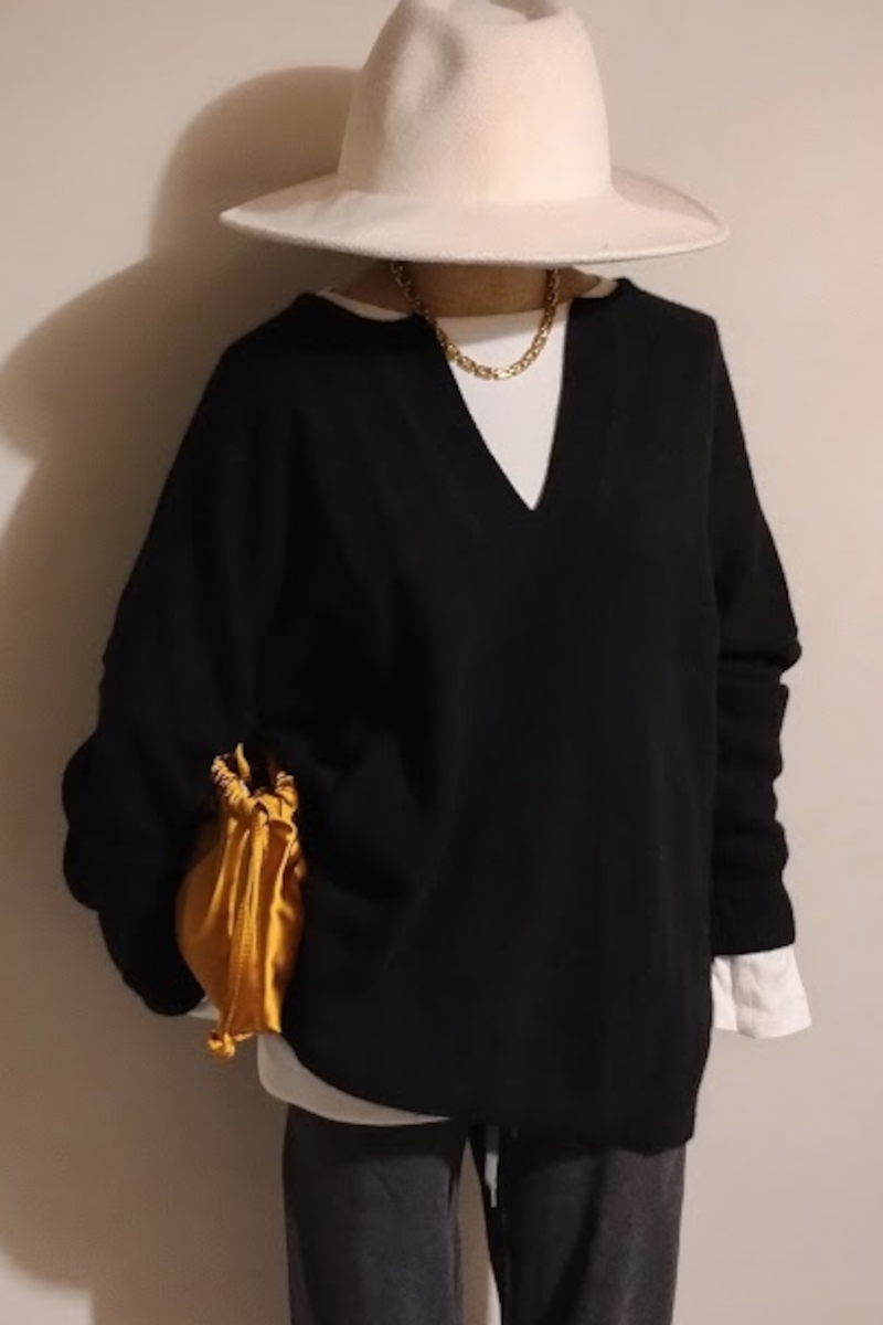 カフタンプルオーバー×スウェットパンツコーデ2