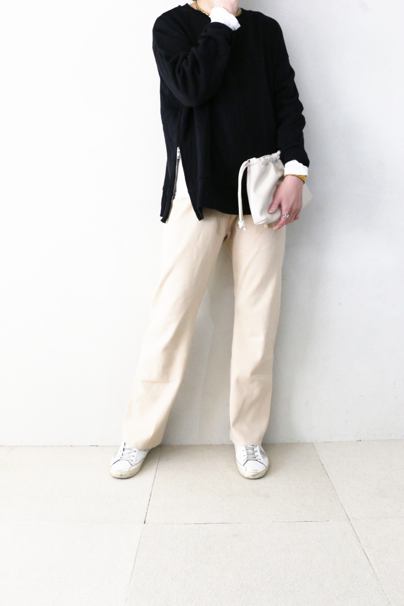 サイドジッププルオーバー×ニットパンツデイリーコーデ