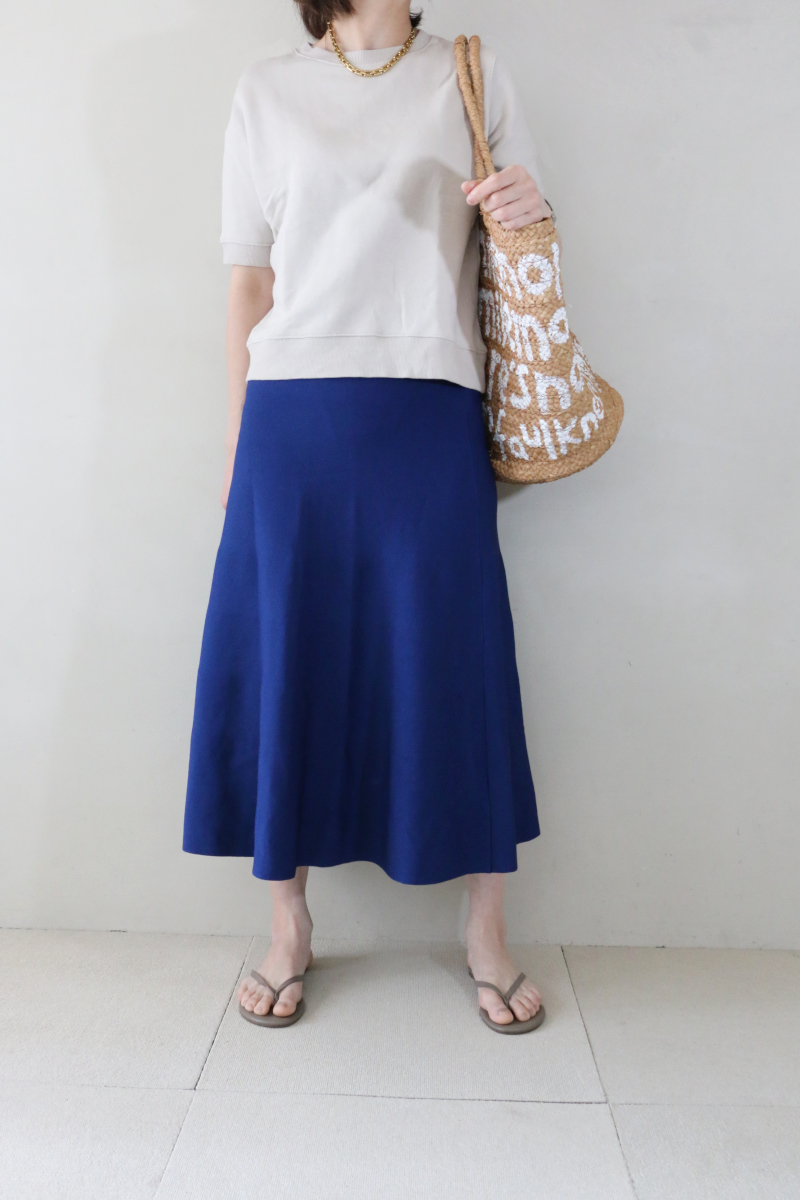 半袖スウェット×ニットスカートコーデ3