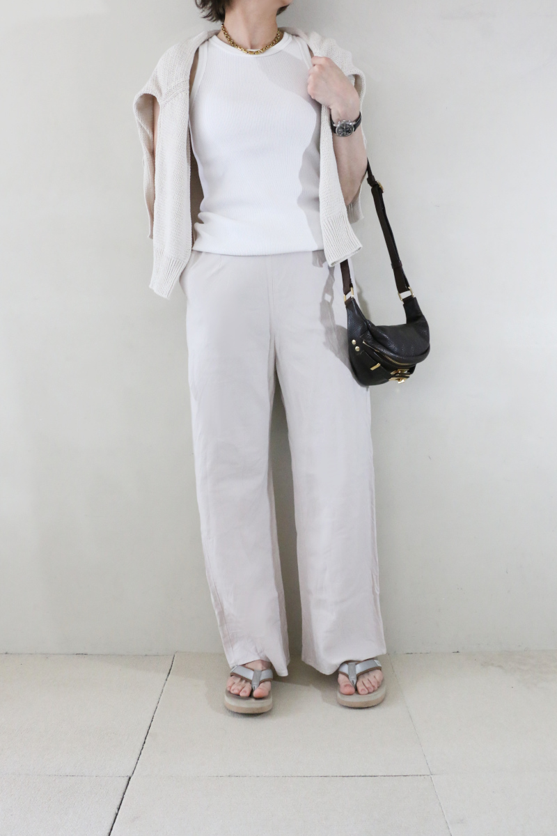 ニュアンスワントーンコーデ