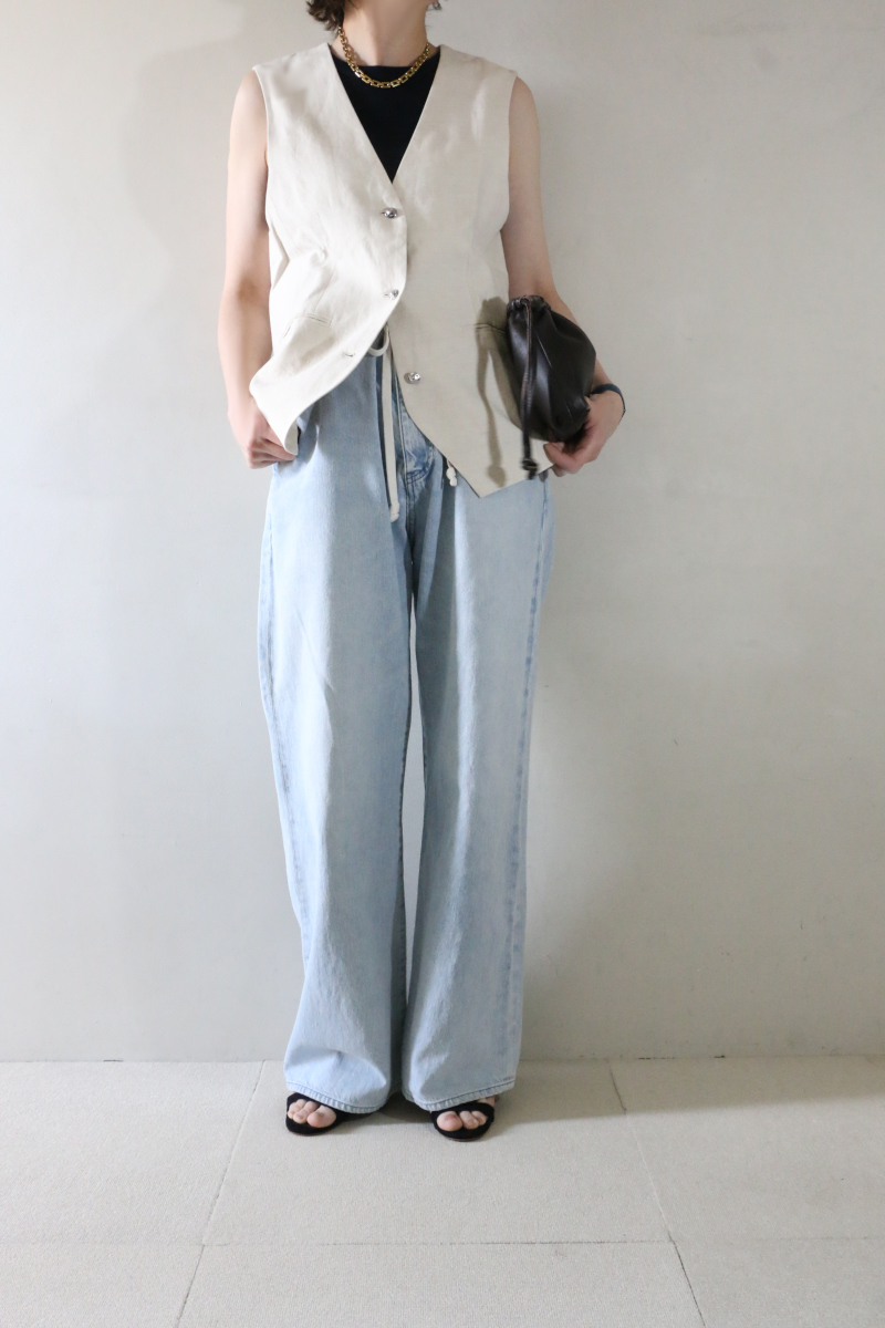 L/Cヘリンボンベスト×ドロストデニムパンツ