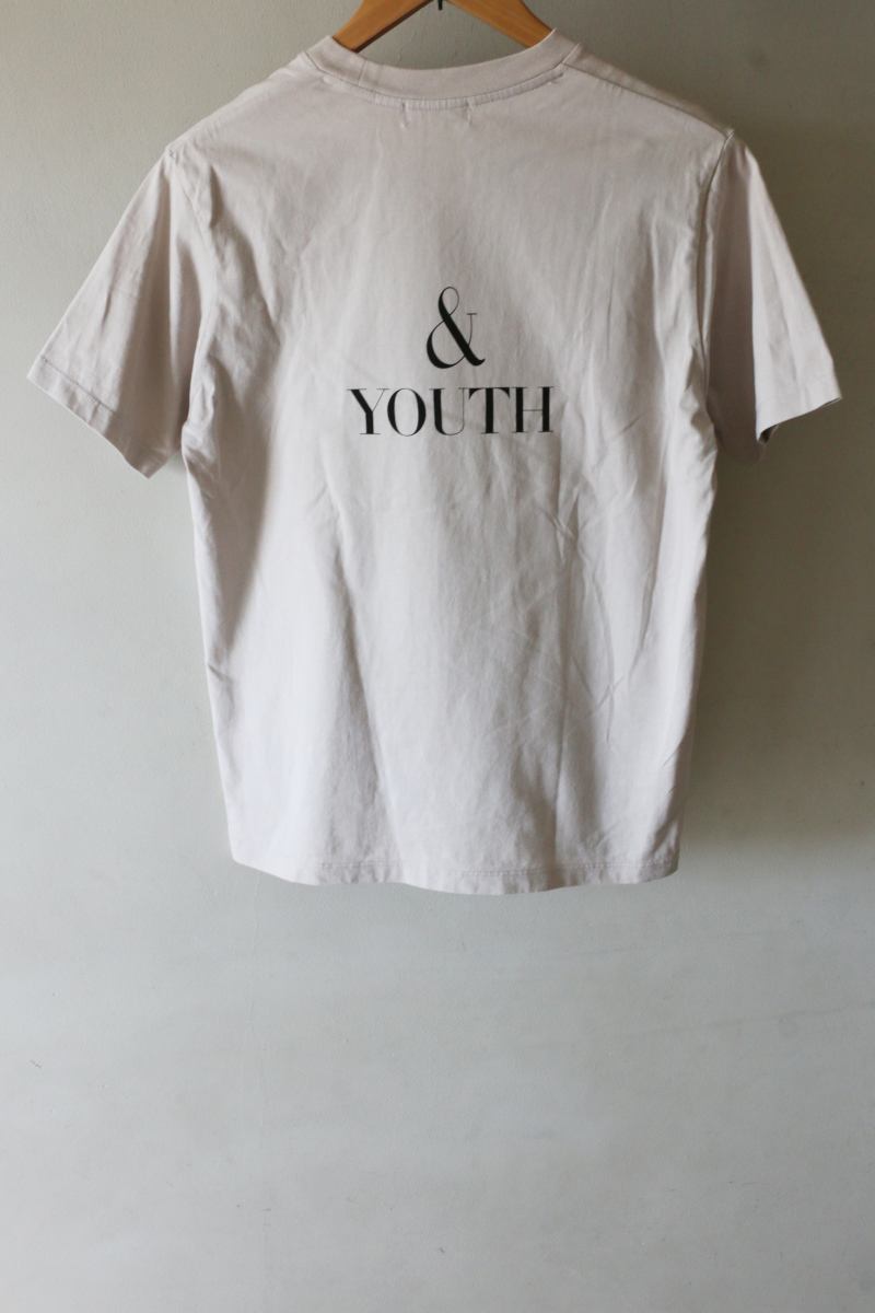 ビューティアンドユースTシャツ後ろ